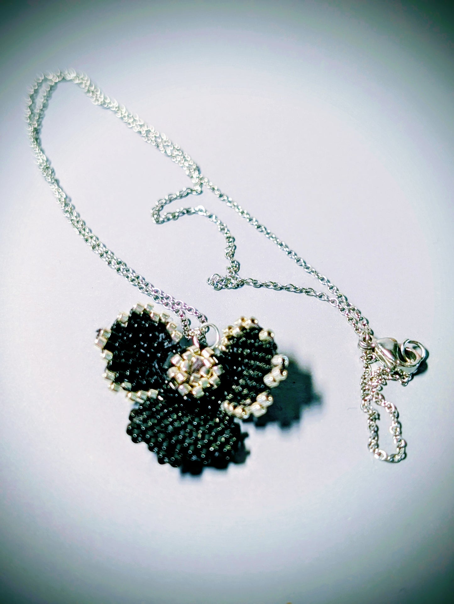 Broche BATZ